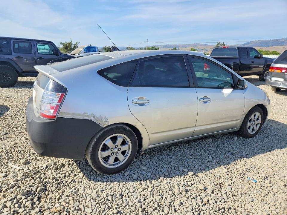 2005 Toyota Prius მანქანა იყიდება აუქციონზე, vin: JTDKB20U650129420, აუქციონის ნომერი: 52380566