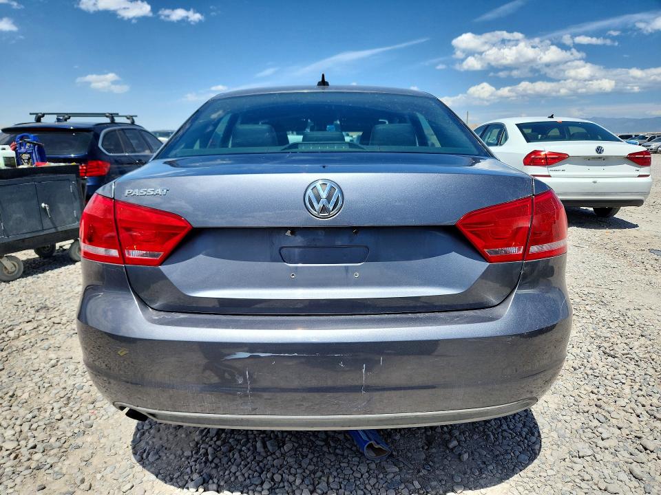 2013 Volkswagen Passat მანქანა იყიდება აუქციონზე, vin: 1VWAP7A34DC139552, აუქციონის ნომერი: 54817946