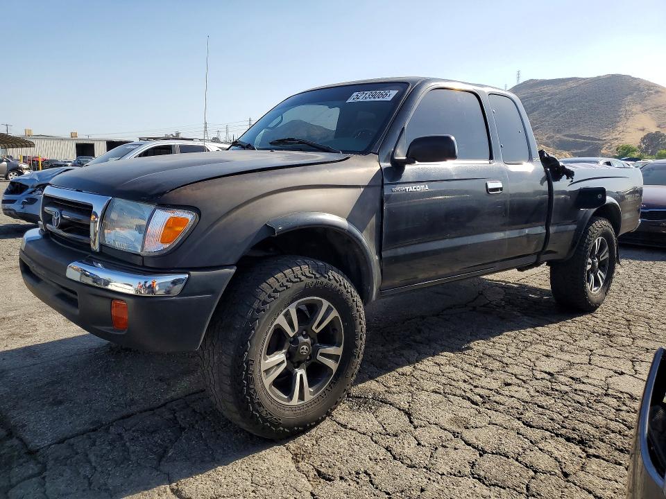 52139066 :رقم المزاد ، 4TASM92N0XZ455264 vin ، 1999 Toyota Tacoma مزاد بيع