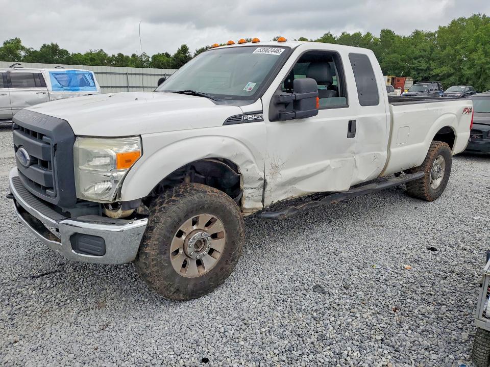 53962446 :رقم المزاد ، 1FT7X2B64FEA26104 vin ، 2015 Ford F250 مزاد بيع