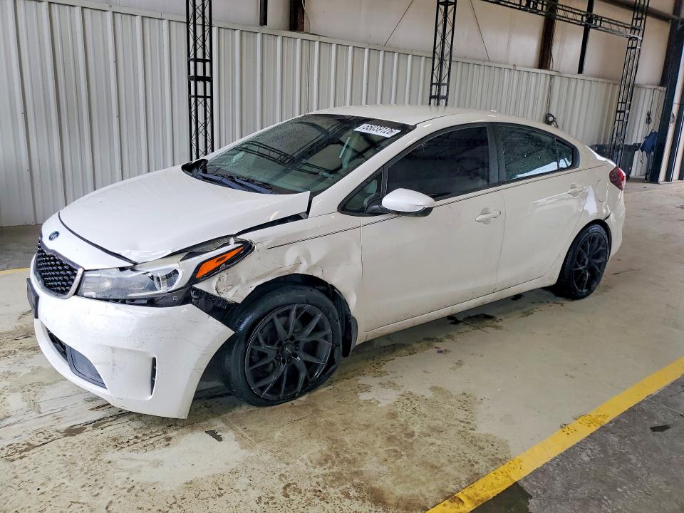 55039126 :رقم المزاد ، 3KPFK4A73HE041216 vin ، 2017 Kia Forte مزاد بيع