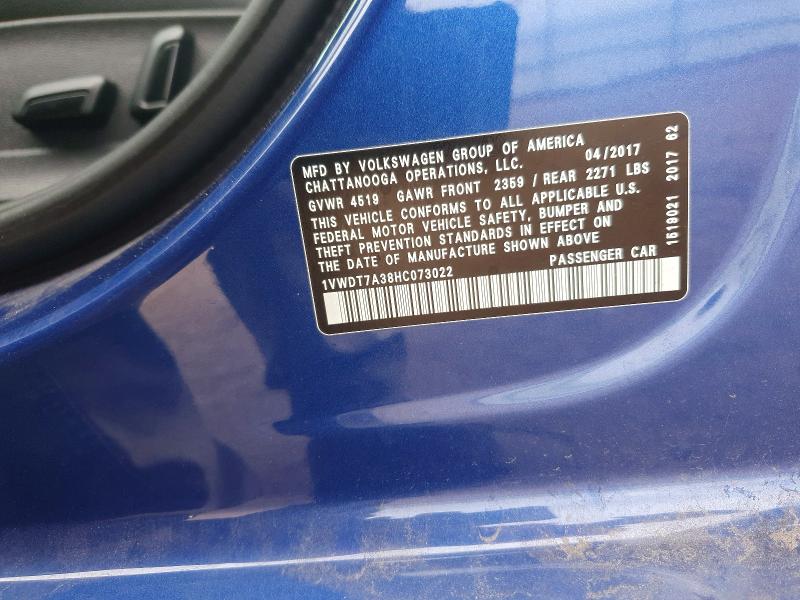 55194896 :رقم المزاد ، 1VWDT7A38HC073022 vin ، 2017 Volkswagen Passat مزاد بيع