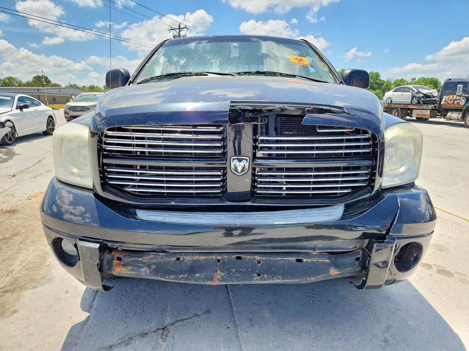 54132556 :رقم المزاد ، 1D7HU18218S521320 vin ، 2008 Dodge Ram 1500 مزاد بيع