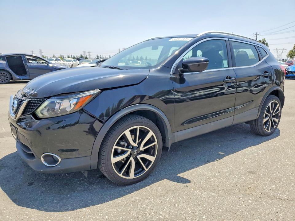 53207926 :رقم المزاد ، JN1BJ1CP7HW022223 vin ، 2017 Nissan Rogue Sport مزاد بيع