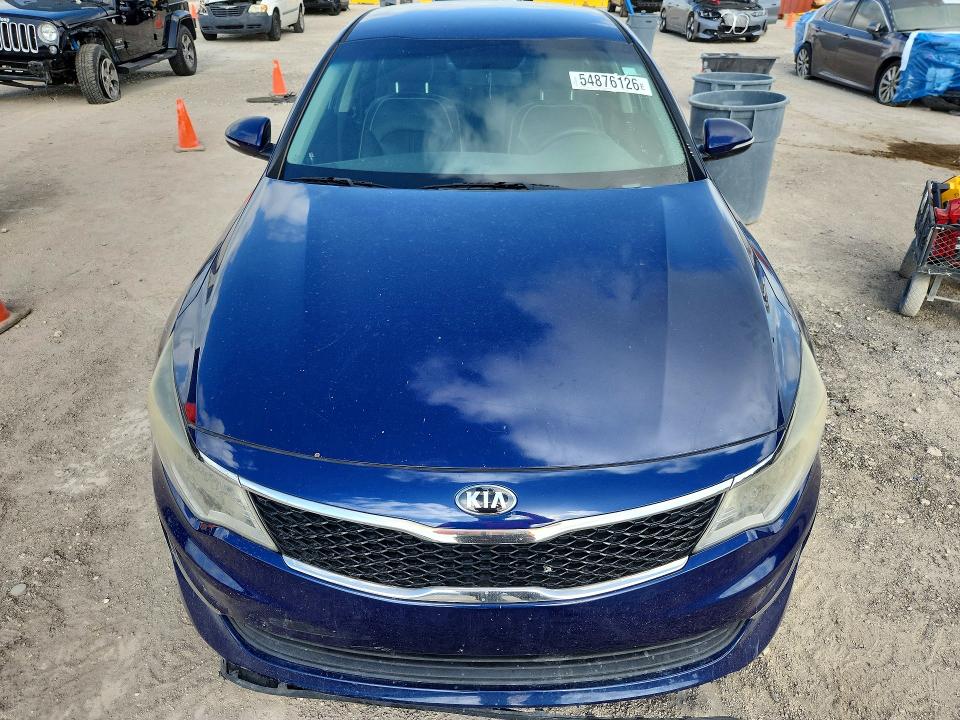 2017 Kia Optima მანქანა იყიდება აუქციონზე, vin: 5XXGT4L3XHG140246, აუქციონის ნომერი: 54876126