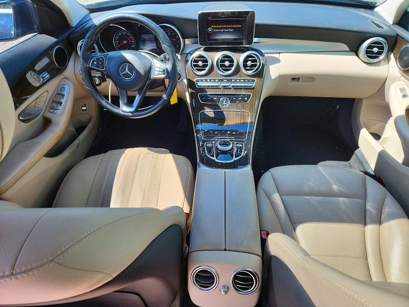 53310106 :رقم المزاد ، WDDWF4KB5HR291431 vin ، 2017 Mercedes-benz C مزاد بيع