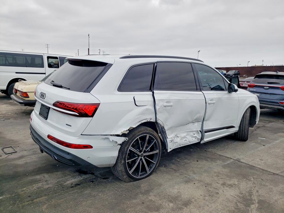 2021 Audi Q7 მანქანა იყიდება აუქციონზე, vin: WA1LXAF78MD021514, აუქციონის ნომერი: 53831496
