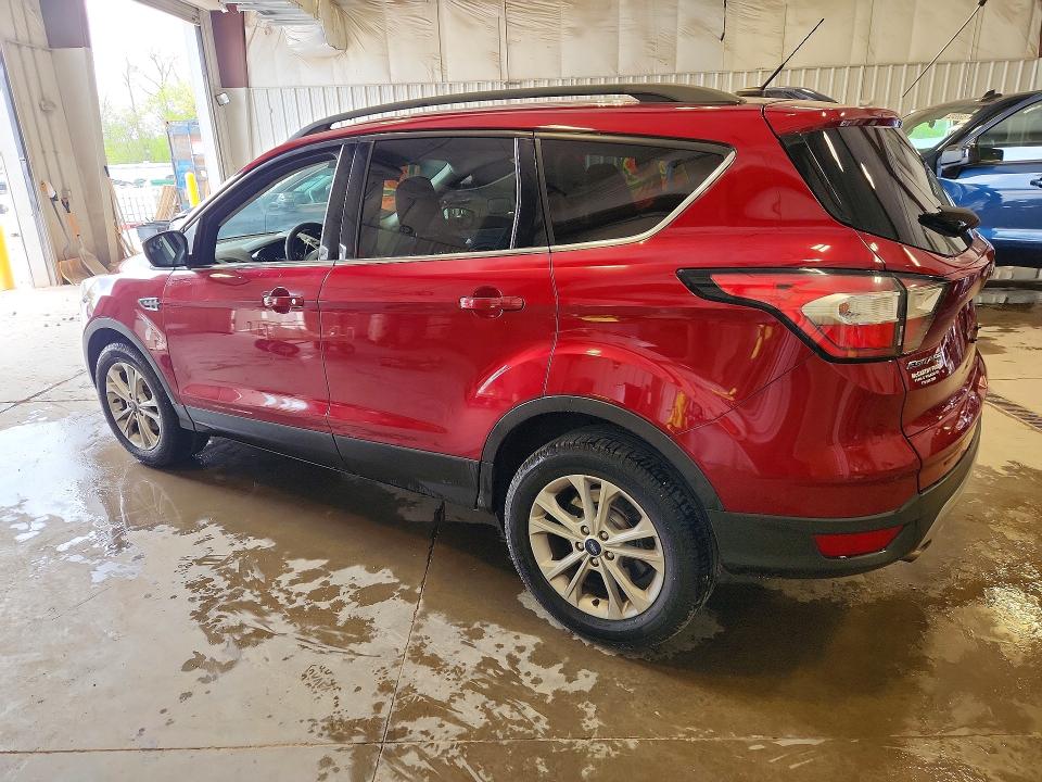52455136 :رقم المزاد ، 1FMCU0GD9JUC28322 vin ، 2018 Ford Escape مزاد بيع