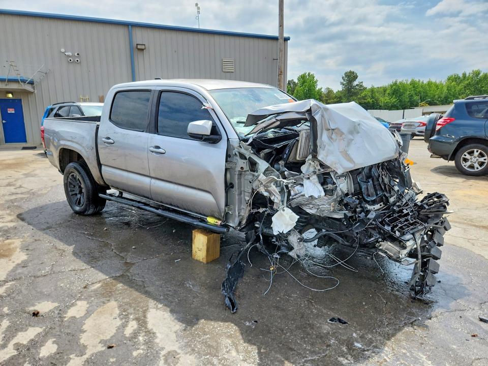 53891956 :رقم المزاد ، 3TYAX5GN2MT013032 vin ، 2021 Toyota Tacoma مزاد بيع
