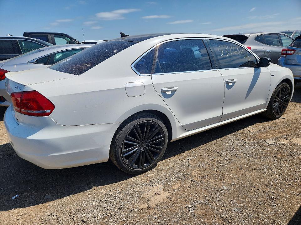 53263756 :رقم المزاد ، 1VWBS7A33EC115361 vin ، 2014 Volkswagen Passat مزاد بيع