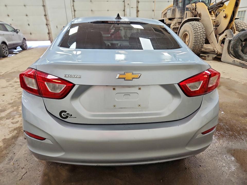 2017 Chevrolet Cruze მანქანა იყიდება აუქციონზე, vin: 1G1BC5SM8H7274359, აუქციონის ნომერი: 52302916