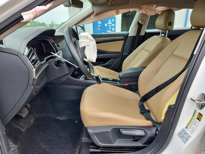 53124406 :رقم المزاد ، 3VWE57BU8KM108444 vin ، 2019 Volkswagen Jetta مزاد بيع