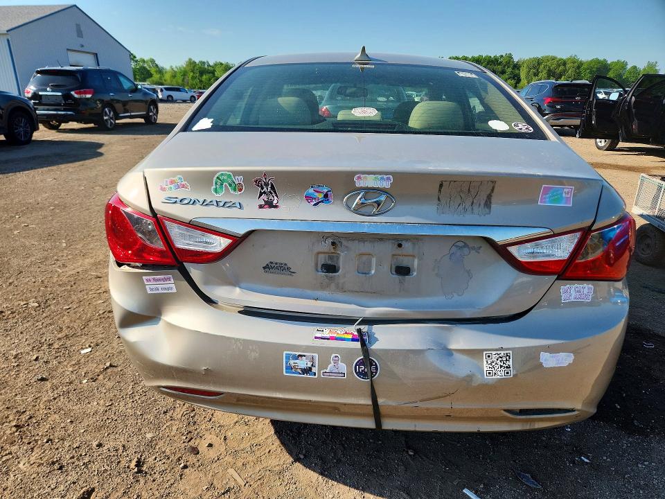 54052236 :رقم المزاد ، 5NPEB4ACXCH327464 vin ، 2012 Hyundai Sonata مزاد بيع