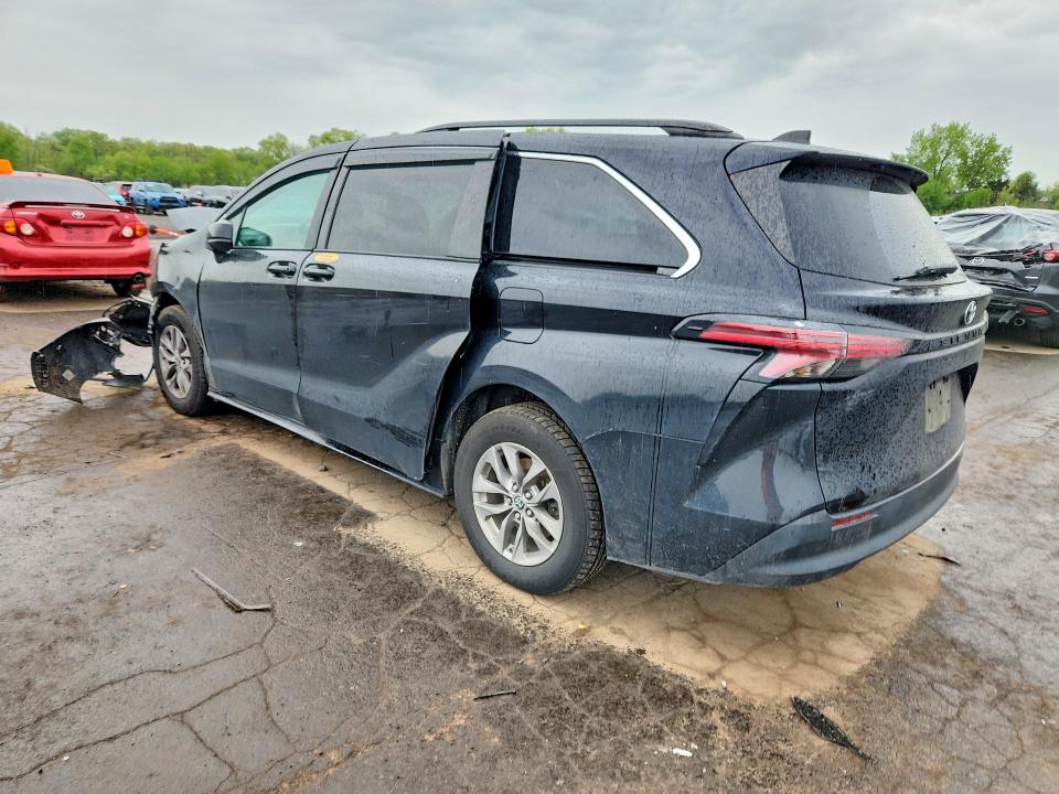 Продаж на аукціоні авто 2022 Toyota Sienna, vin: 5TDKRKEC3NS096787, номер лоту: 53322116