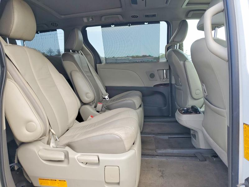 2013 Toyota Sienna მანქანა იყიდება აუქციონზე, vin: 5TDDK3DC7DS050785, აუქციონის ნომერი: 54064966