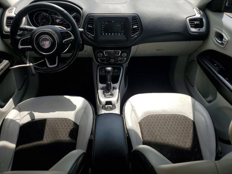 52815206 :رقم المزاد ، 3C4NJCBB4LT258774 vin ، 2020 Jeep Compass مزاد بيع