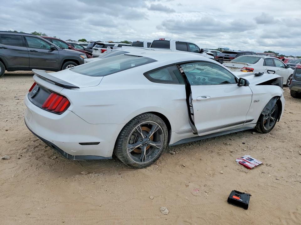 55534676 :رقم المزاد ، 1FA6P8CF4H5237034 vin ، 2017 Ford Mustang مزاد بيع