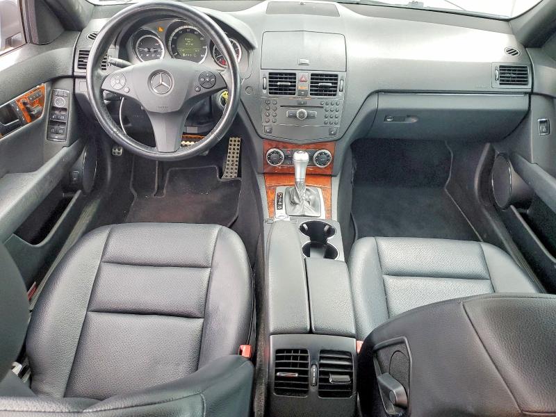 Продажа на аукционе авто 2010 Mercedes-benz C, vin: WDDGF8BBXAR106176, номер лота: 53321946