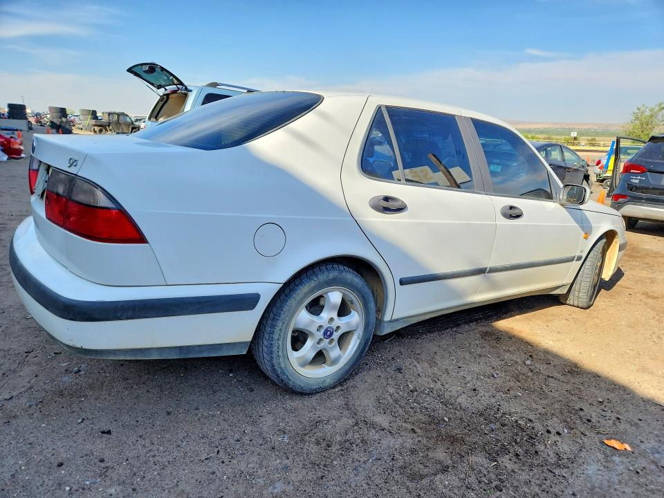 53663006 :رقم المزاد ، YS3EF48E3X3032566 vin ، 1999 Saab 9-5 مزاد بيع