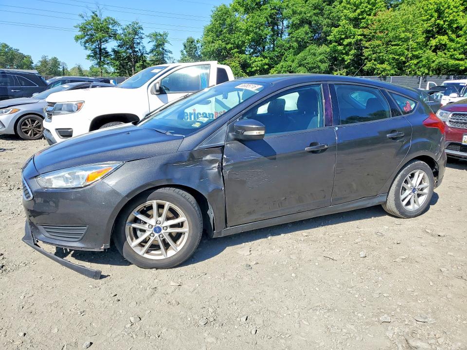 55085116 :رقم المزاد ، 1FADP3K26FL222777 vin ، 2015 Ford Focus مزاد بيع