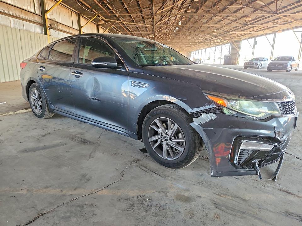 2020 Kia Optima მანქანა იყიდება აუქციონზე, vin: 5XXGT4L34LG445508, აუქციონის ნომერი: 51128136