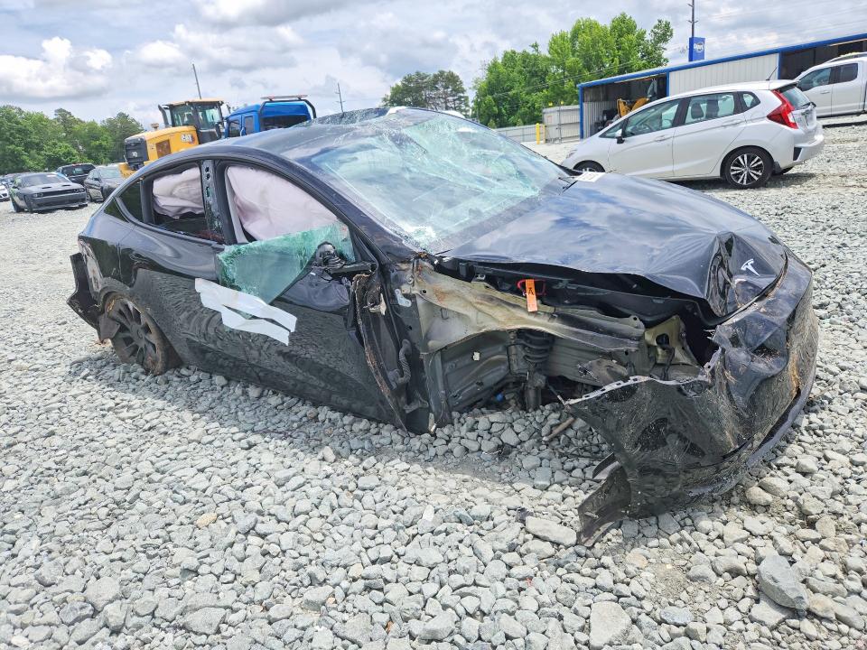 Продажа на аукционе авто 2023 Tesla Model Y, vin: 7SAYGDEE2PF752971, номер лота: 55269356