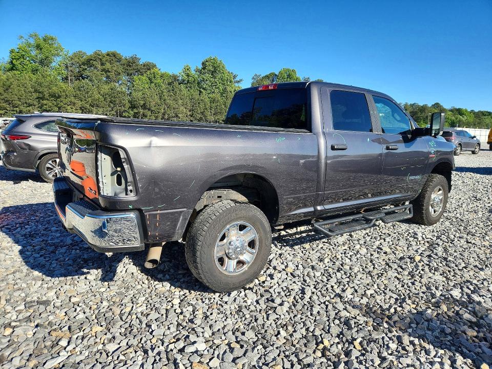 Продажа на аукционе авто 2022 Ram 2500, vin: 3C6UR5DL9NG323692, номер лота: 51144496