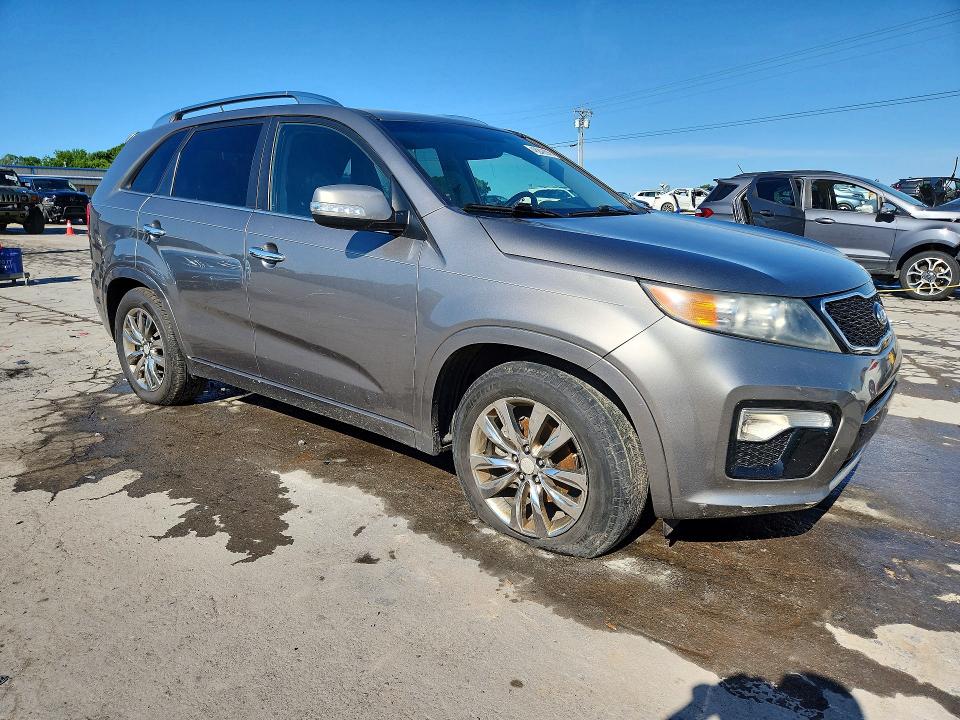 Auction sale of the 2013 Kia Sorento, vin: 5XYKW4A21DG397524, lot number: 48243696