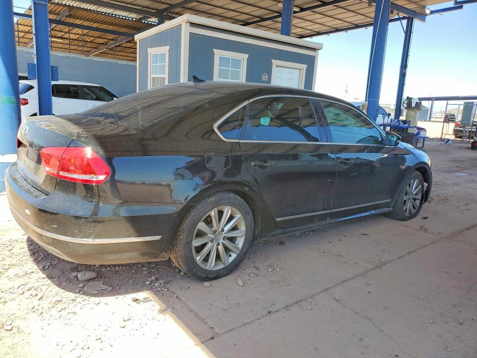 52015106 :رقم المزاد ، 1VWCP7A31DC021001 vin ، 2013 Volkswagen Passat مزاد بيع