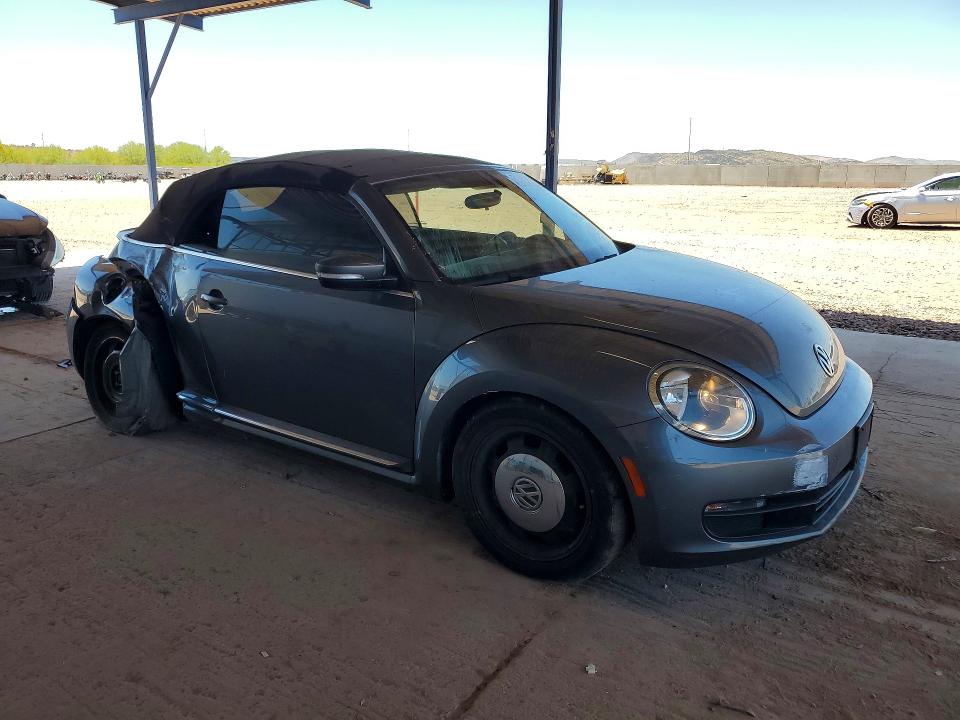 2015 Volkswagen Beetle მანქანა იყიდება აუქციონზე, vin: 3VW517AT3FM811346, აუქციონის ნომერი: 53291676
