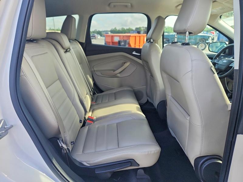 54598636 :رقم المزاد ، 1FMCU0HD7JUB68121 vin ، 2018 Ford Escape مزاد بيع