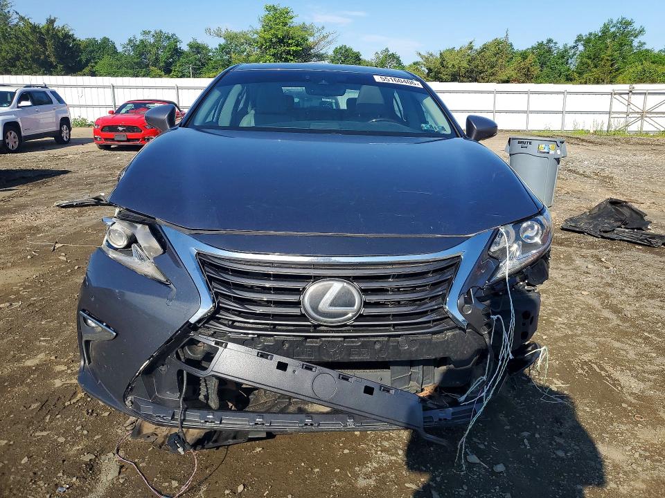 2017 Lexus Es მანქანა იყიდება აუქციონზე, vin: 58ABK1GG9HU069354, აუქციონის ნომერი: 55160406