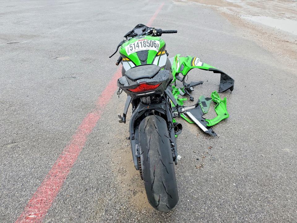51418506 :رقم المزاد ، JKBZXVM16SA009405 vin ، 2025 Kawasaki Ninja Zx مزاد بيع