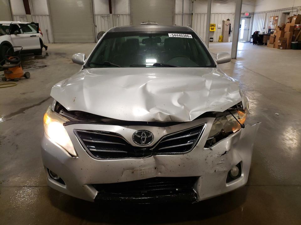 54440386 :رقم المزاد ، 4T1BF3EK8BU204958 vin ، 2011 Toyota Camry مزاد بيع