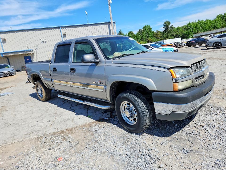 51840466 :رقم المزاد ، 1GCHC23173F158542 vin ، 2003 Chevrolet Silverado مزاد بيع