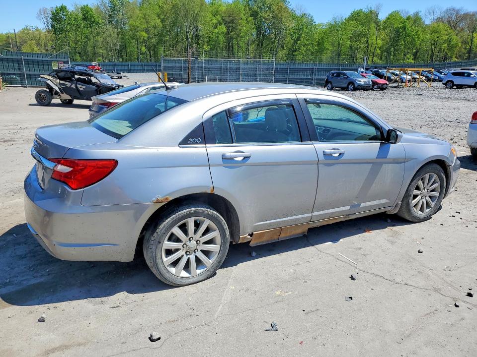 Продаж на аукціоні авто 2013 Chrysler 200, vin: 1C3CCBBG6DN556305, номер лоту: 52918816