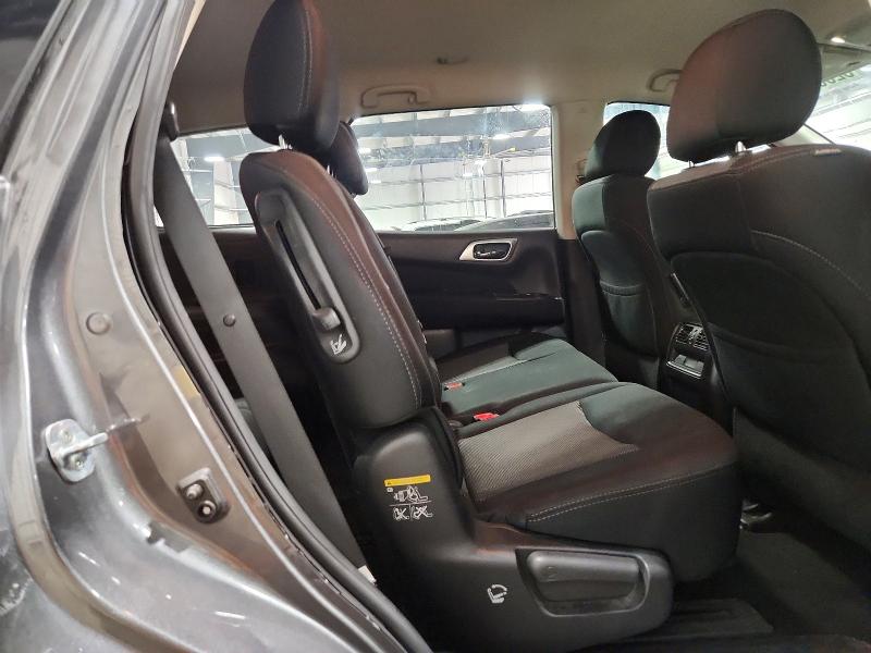 Продажа на аукционе авто 2017 Nissan Pathfinder, vin: 5N1DR2MN1HC647893, номер лота: 52869436