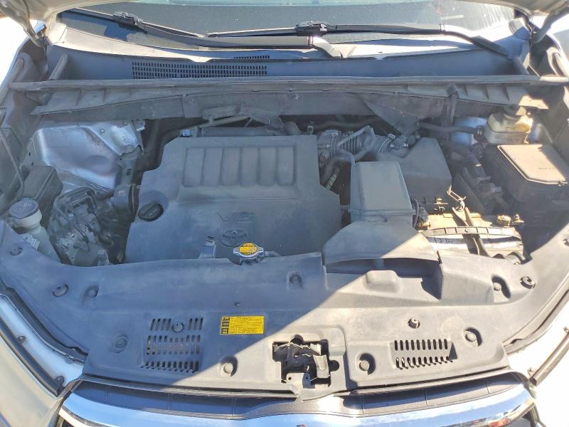 Продаж на аукціоні авто 2015 Toyota Highlander, vin: 5TDDKRFH1FS180897, номер лоту: 52030336