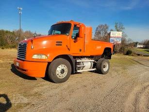 2005 Mack 600 მანქანა იყიდება აუქციონზე, vin: 1M1AK02YX5N001393, აუქციონის ნომერი: 52732966