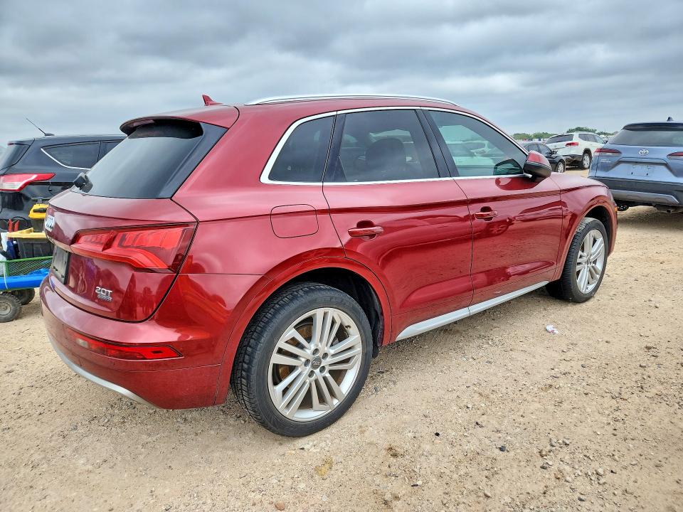 52451276 :رقم المزاد ، WA1BNAFY4J2224207 vin ، 2018 Audi Q5 مزاد بيع