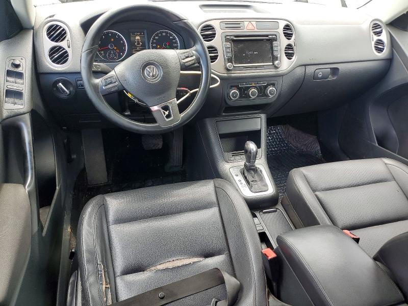 54893346 :رقم المزاد ، WVGAV7AX3BW525138 vin ، 2011 Volkswagen Tiguan مزاد بيع