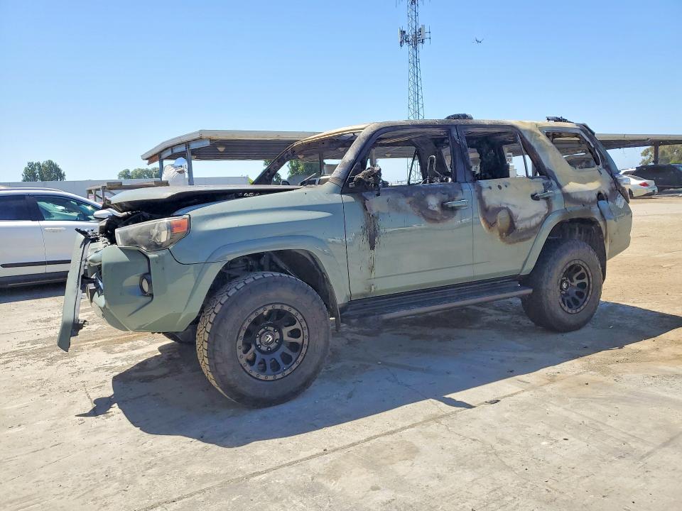 2018 Toyota 4runner მანქანა იყიდება აუქციონზე, vin: JTEBU5JR7J5579429, აუქციონის ნომერი: 53942836