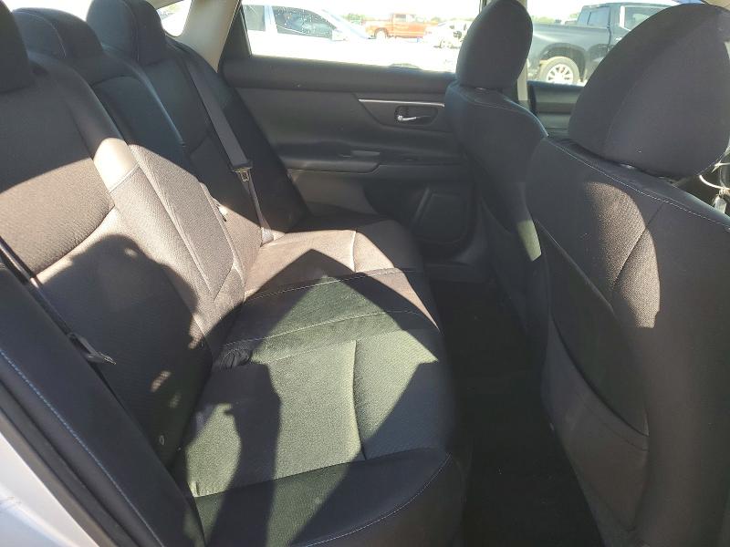 2016 Nissan Altima მანქანა იყიდება აუქციონზე, vin: 1N4AL3AP2GC121667, აუქციონის ნომერი: 52898036