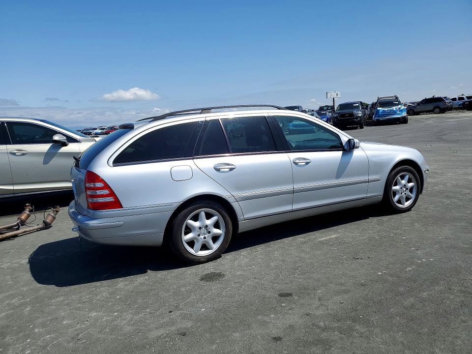 52841966 :رقم المزاد ، WDBRH61J53F390703 vin ، 2003 Mercedes-benz C مزاد بيع