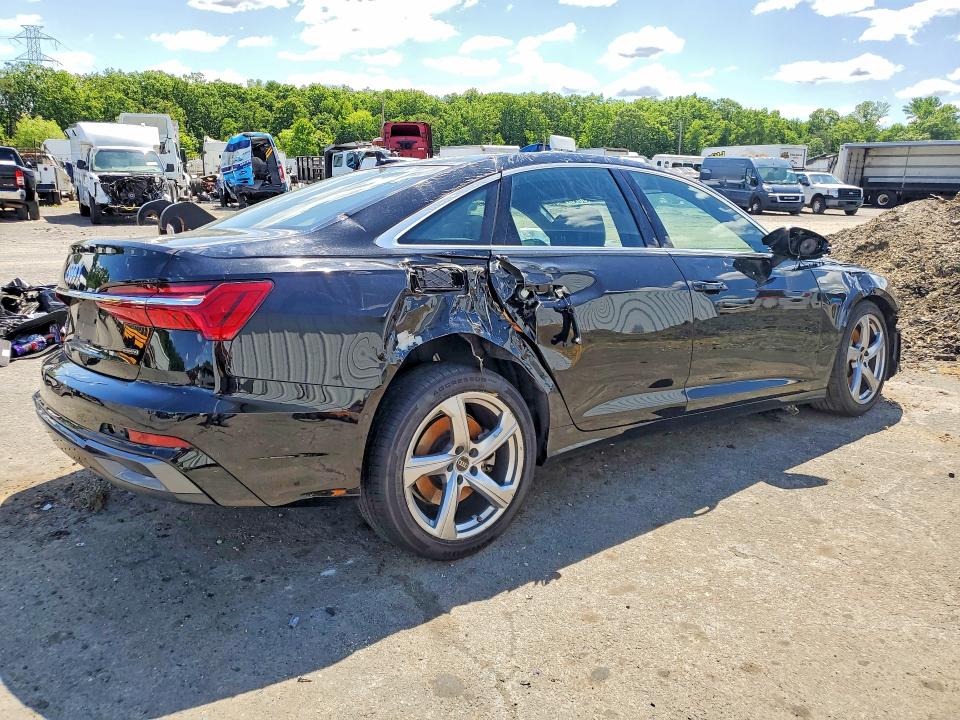Aukcja sprzedaży 2024 Audi A6, vin: WAUL2BF20RN016322, numer aukcji: 55610026