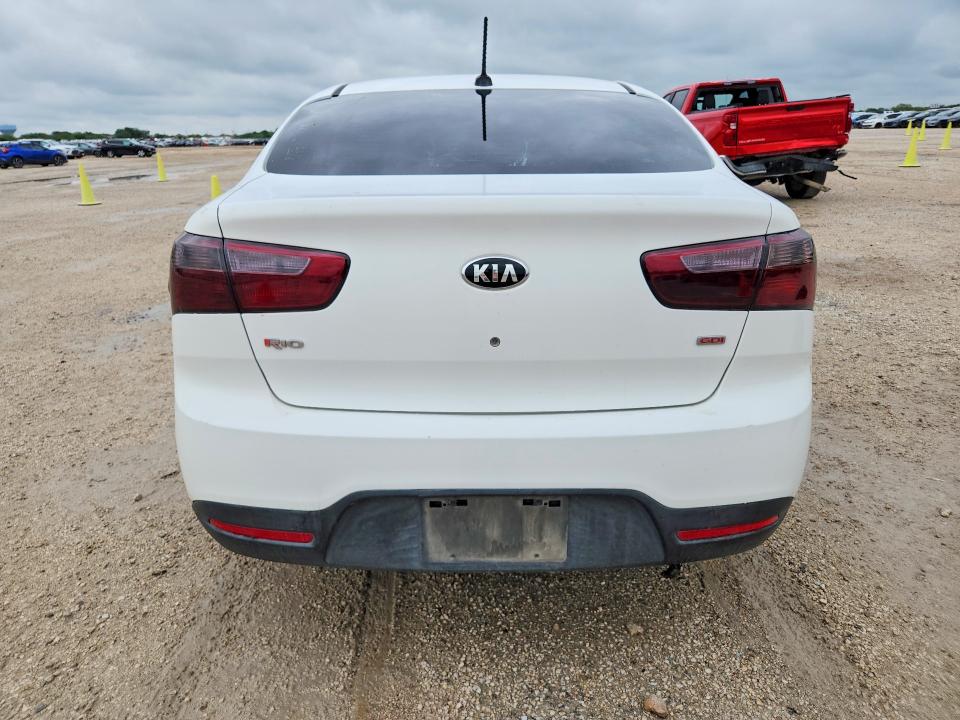 54598086 :رقم المزاد ، KNADM4A38F6457504 vin ، 2015 Kia Rio مزاد بيع