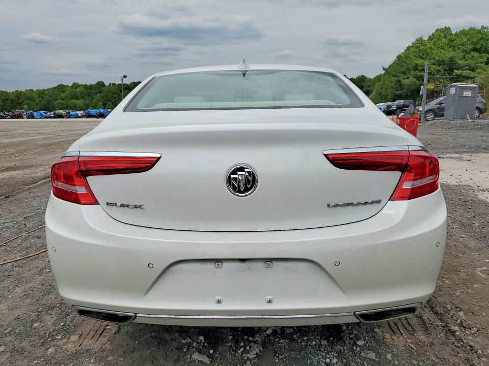54695326 :رقم المزاد ، 1G4ZR5SS6HU182375 vin ، 2017 Buick Lacrosse مزاد بيع