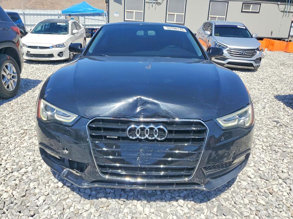 2013 Audi A5 მანქანა იყიდება აუქციონზე, vin: WAUVFAFR4DA002010, აუქციონის ნომერი: 53786176
