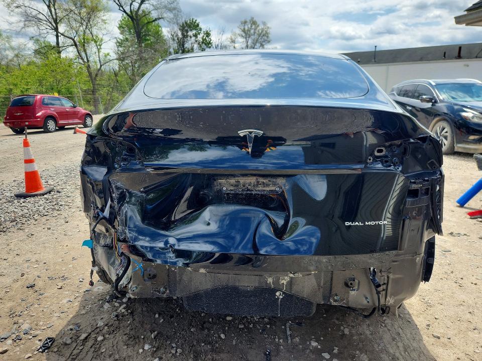 52361906 :رقم المزاد ، 7SAYGAEE2NF519751 vin ، 2022 Tesla Model Y مزاد بيع