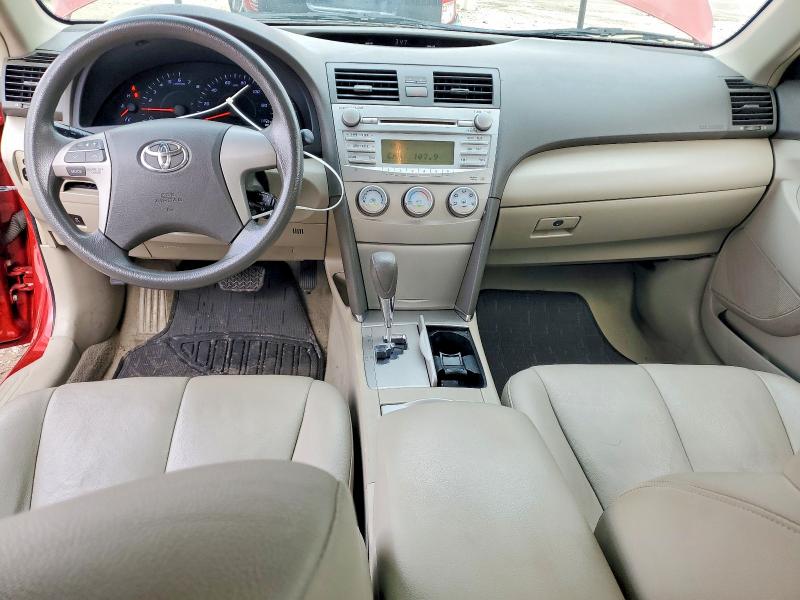 52099246 :رقم المزاد ، 4T4BF3EK8AR085331 vin ، 2010 Toyota Camry مزاد بيع
